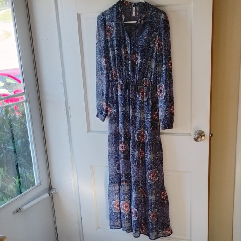 Xhilaration Blue and Orange Long Sleeve Dress